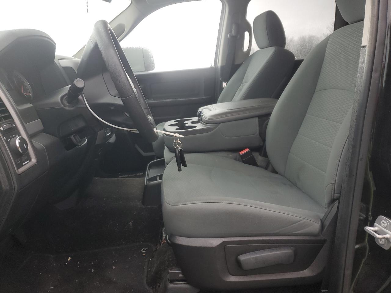 2016 RAM 1500 - Image 7