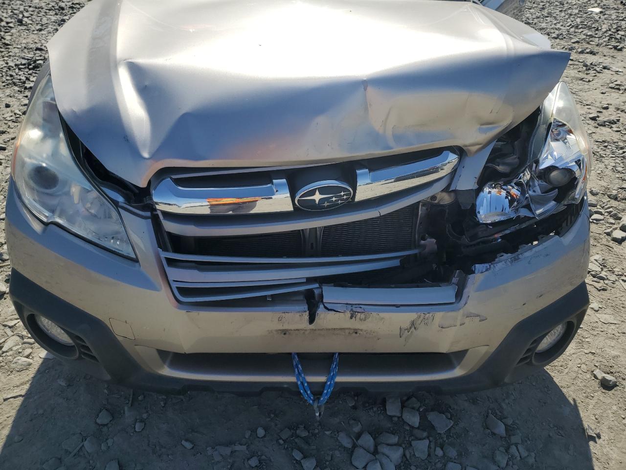 2014 Subaru Outback - Image 13