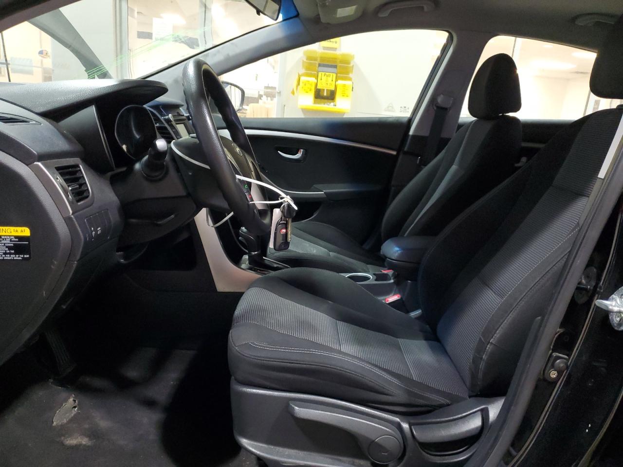 2014 Hyundai Elantra - Image 7