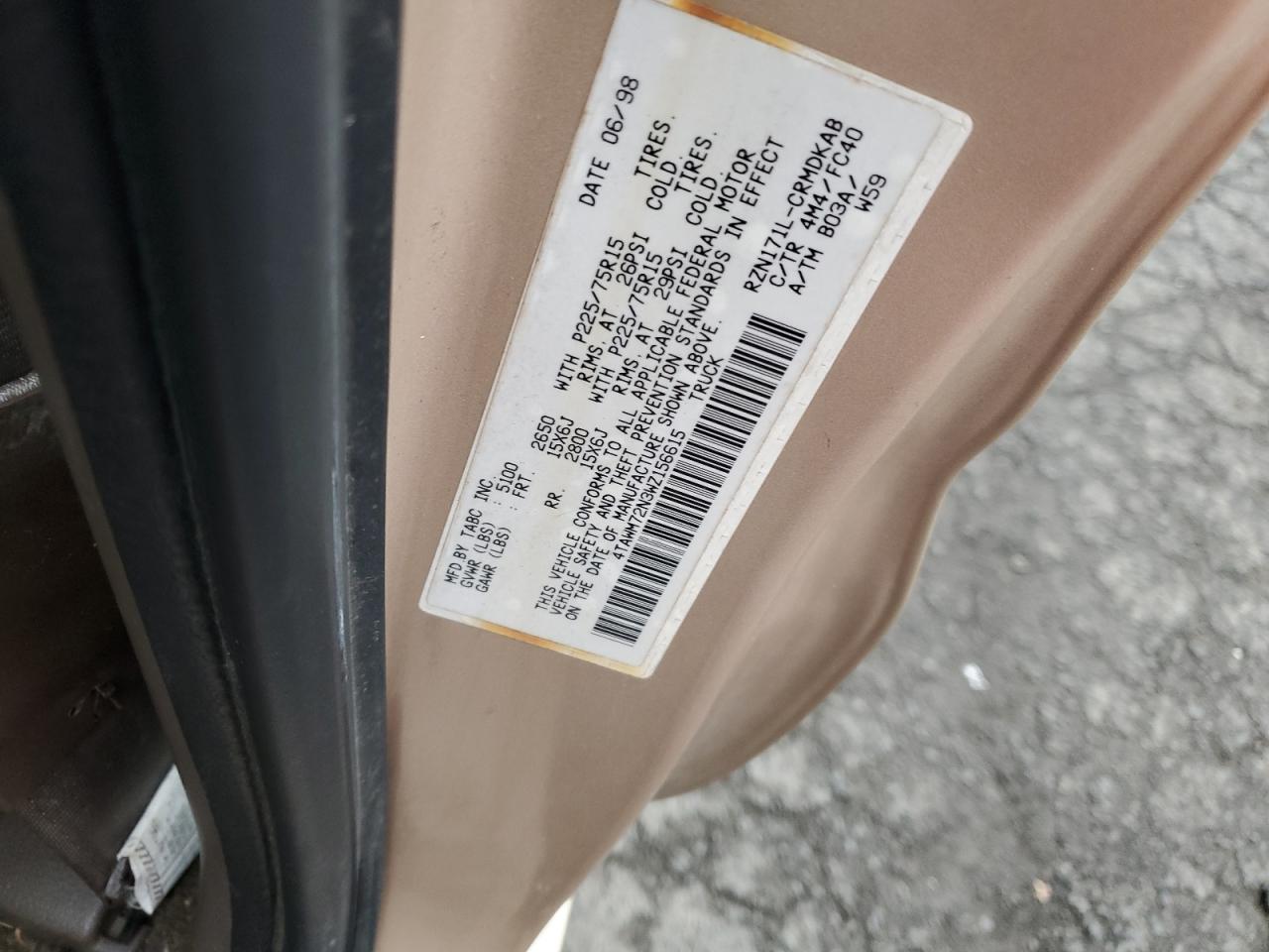 1998 Toyota Tacoma - Image 12