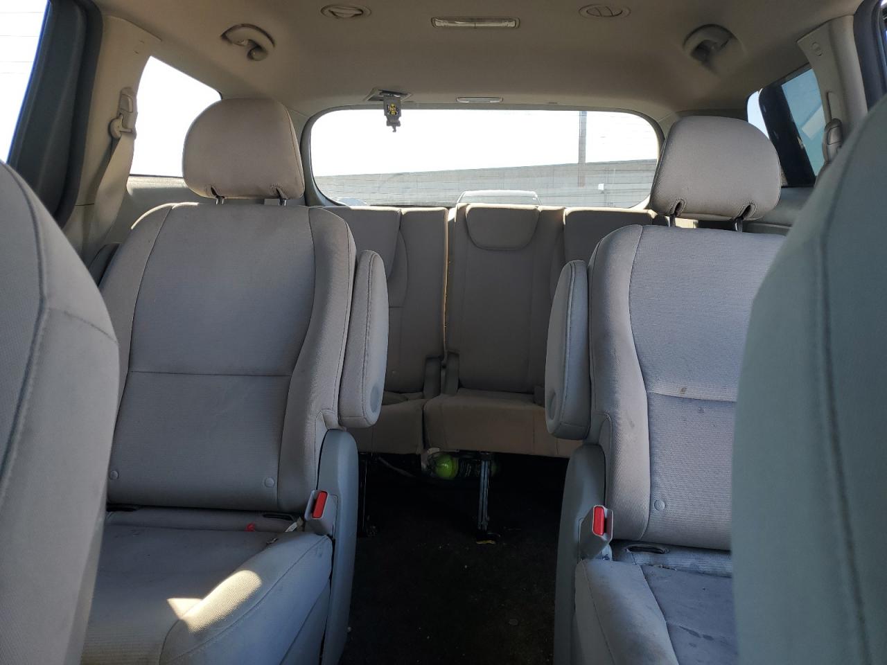 kndmb5c19f6020671 KNDMB5C19F6020671 2015 Kia Sedona Lx