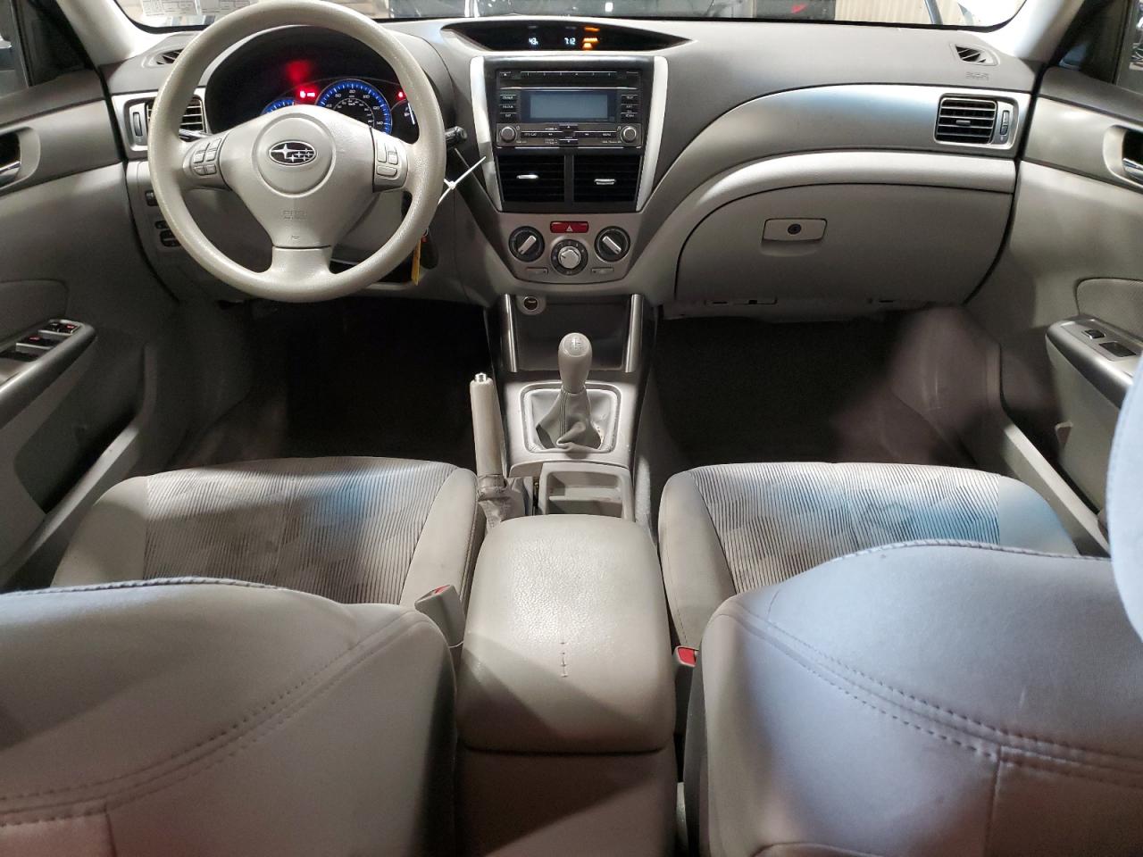 2010 Subaru Forester - Image 8
