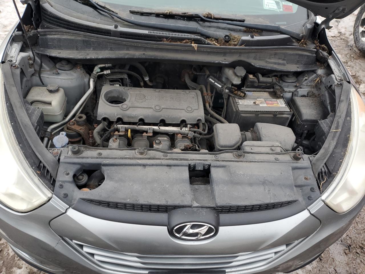 2010 Hyundai Tucson - Image 12