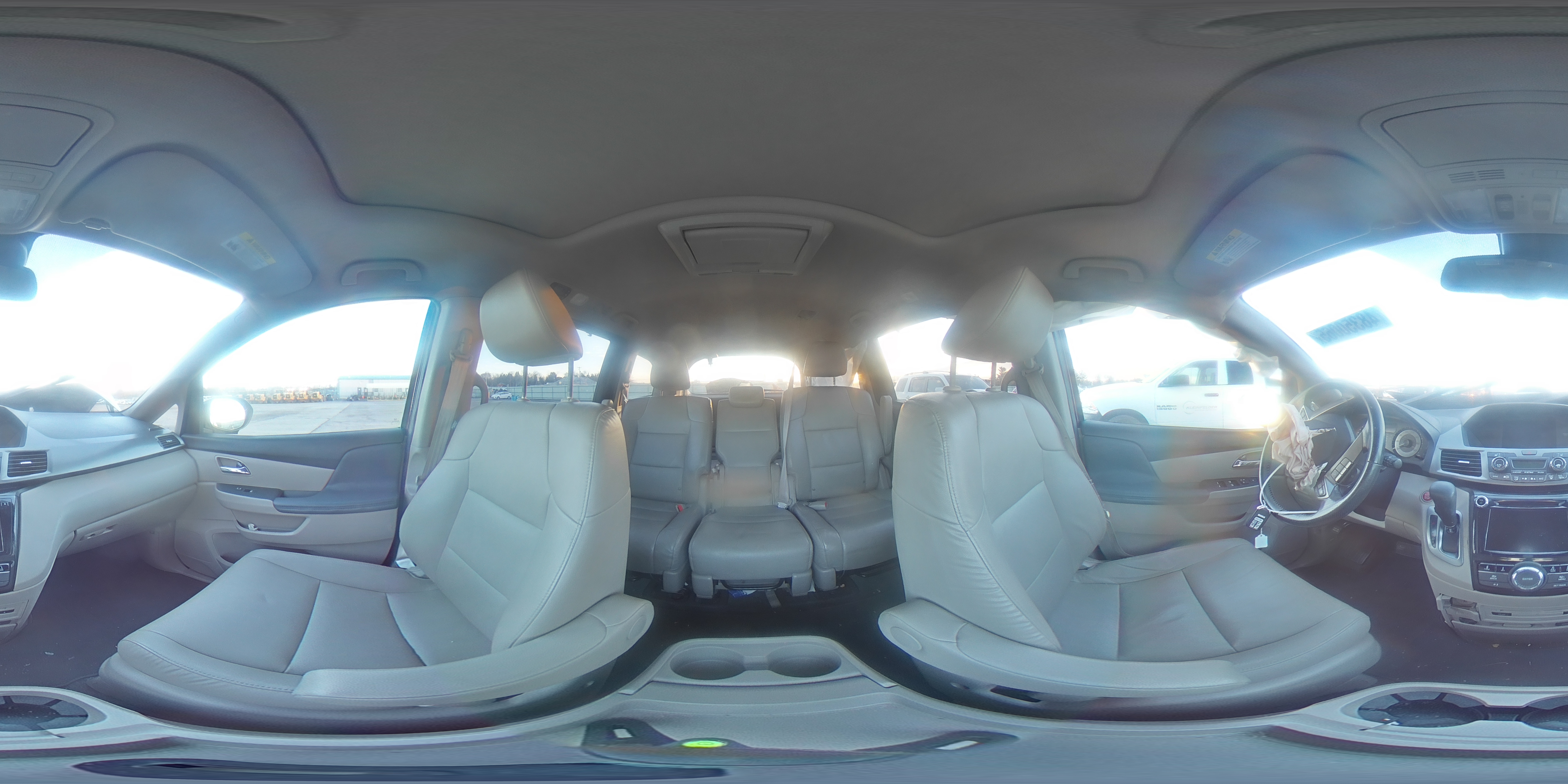 2016 Honda Odyssey - Image 13