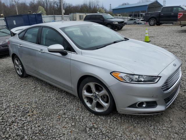  FORD FUSION 2016 Srebrny