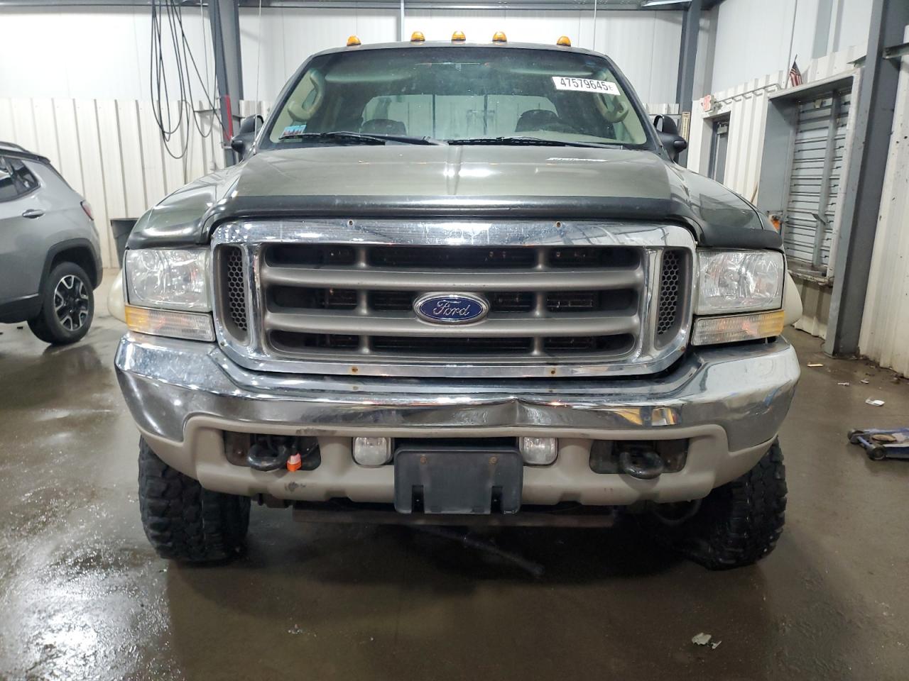2004 Ford F350 - Image 5