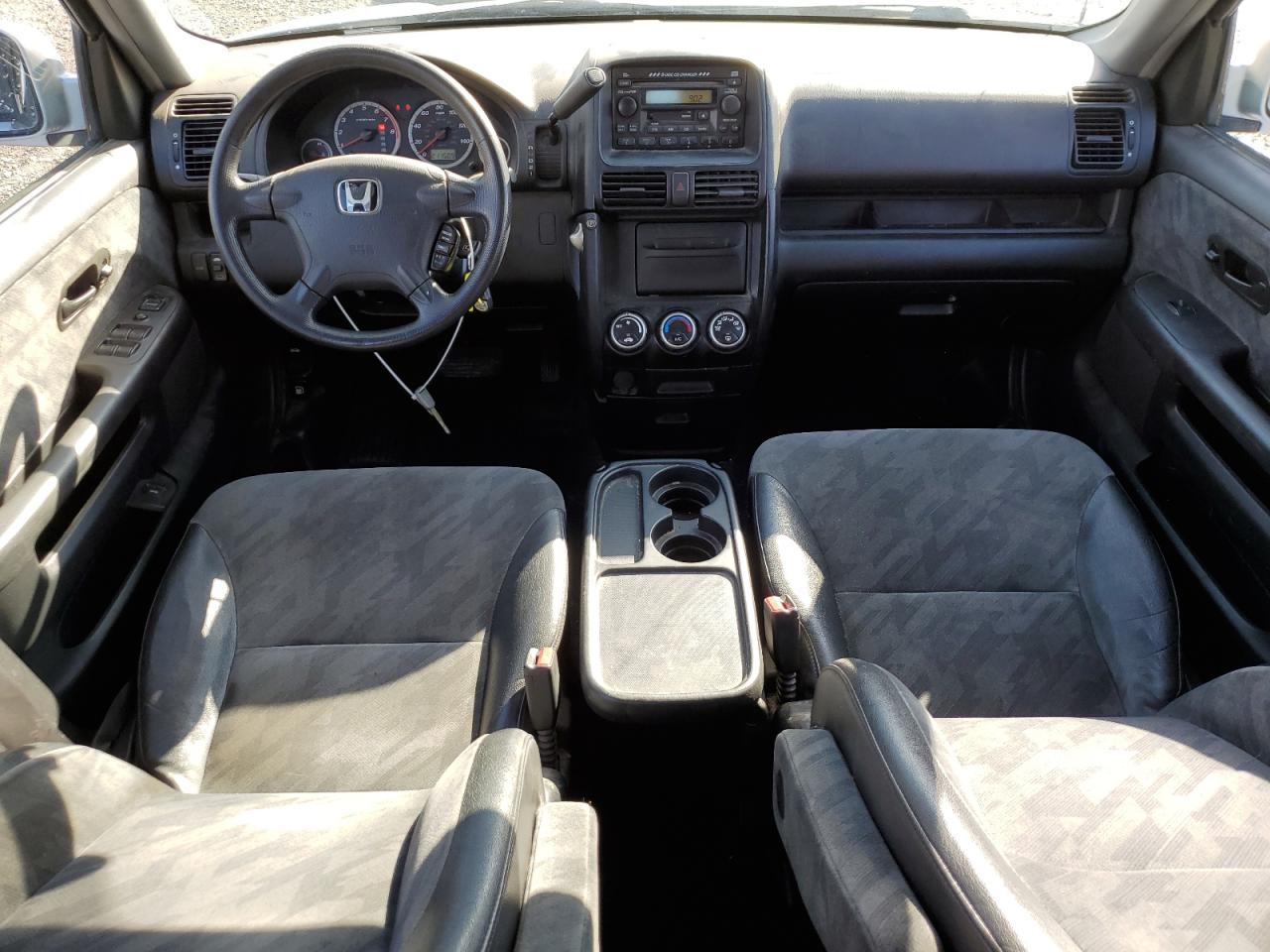 2004 Honda CR-V - Image 8