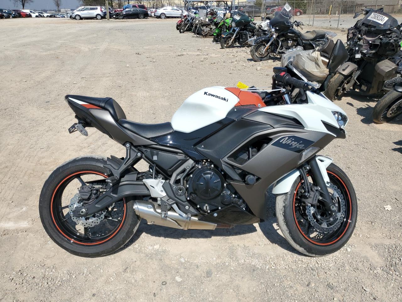 2023 Kawasaki Ex650 R продається в Tanner, AL - Front End