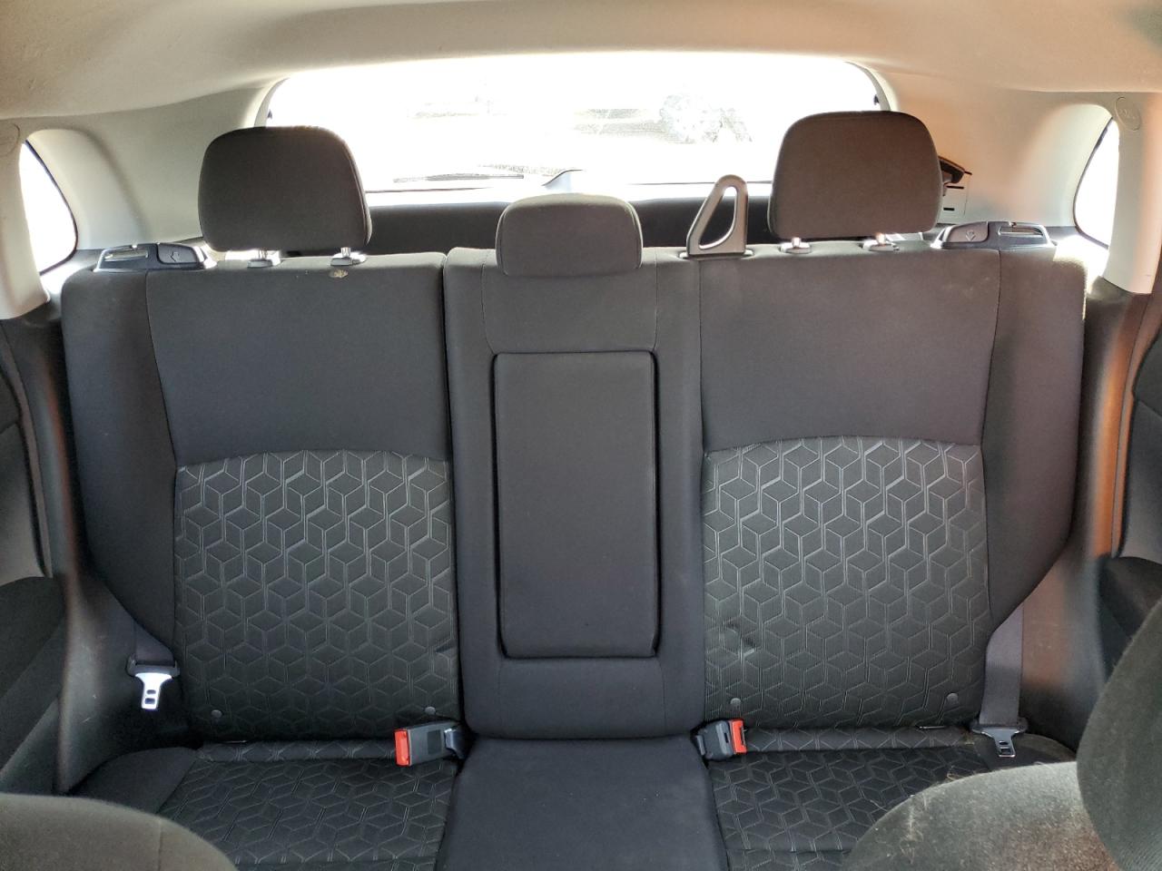 2021 Mitsubishi Outlander - Image 10