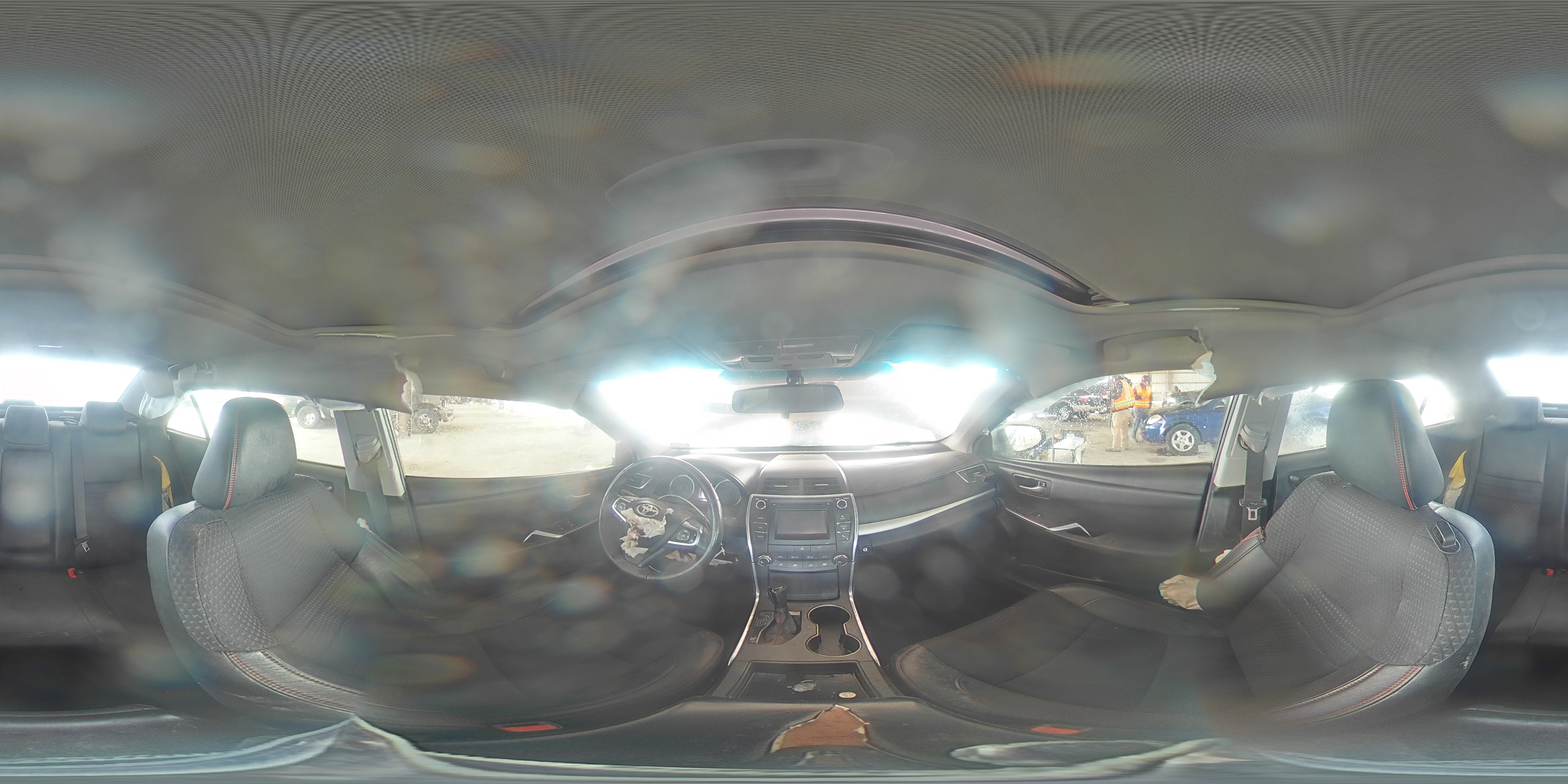 2015 Toyota Camry - Image 12