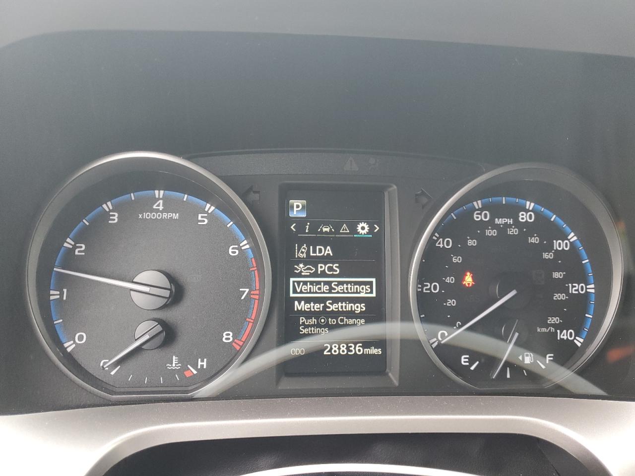 2018 Toyota RAV 4 - Image 9