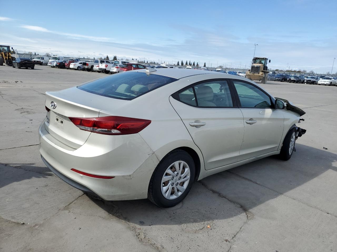 2017 Hyundai Elantra - Image 3