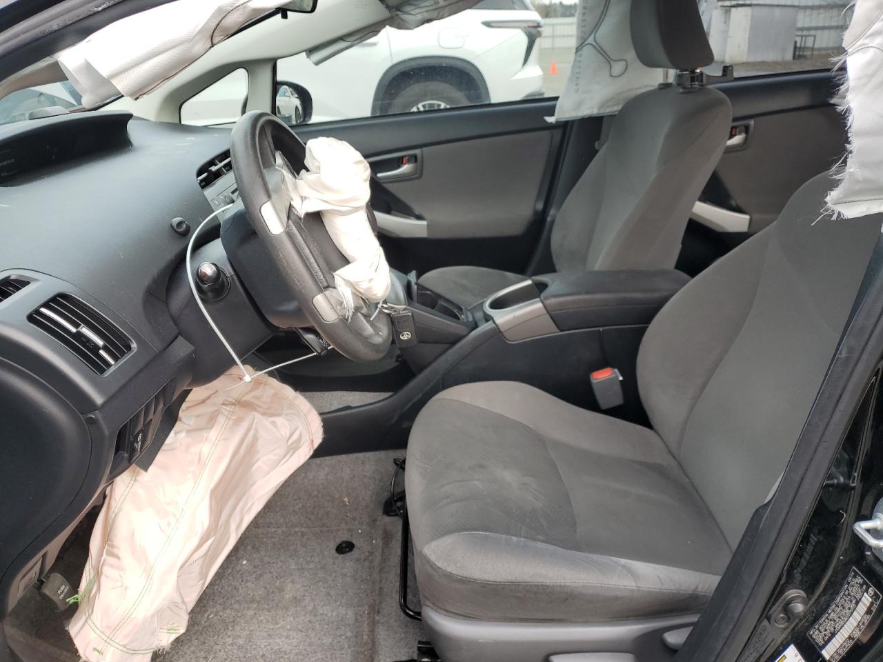 2014 Toyota Prius - Image 7