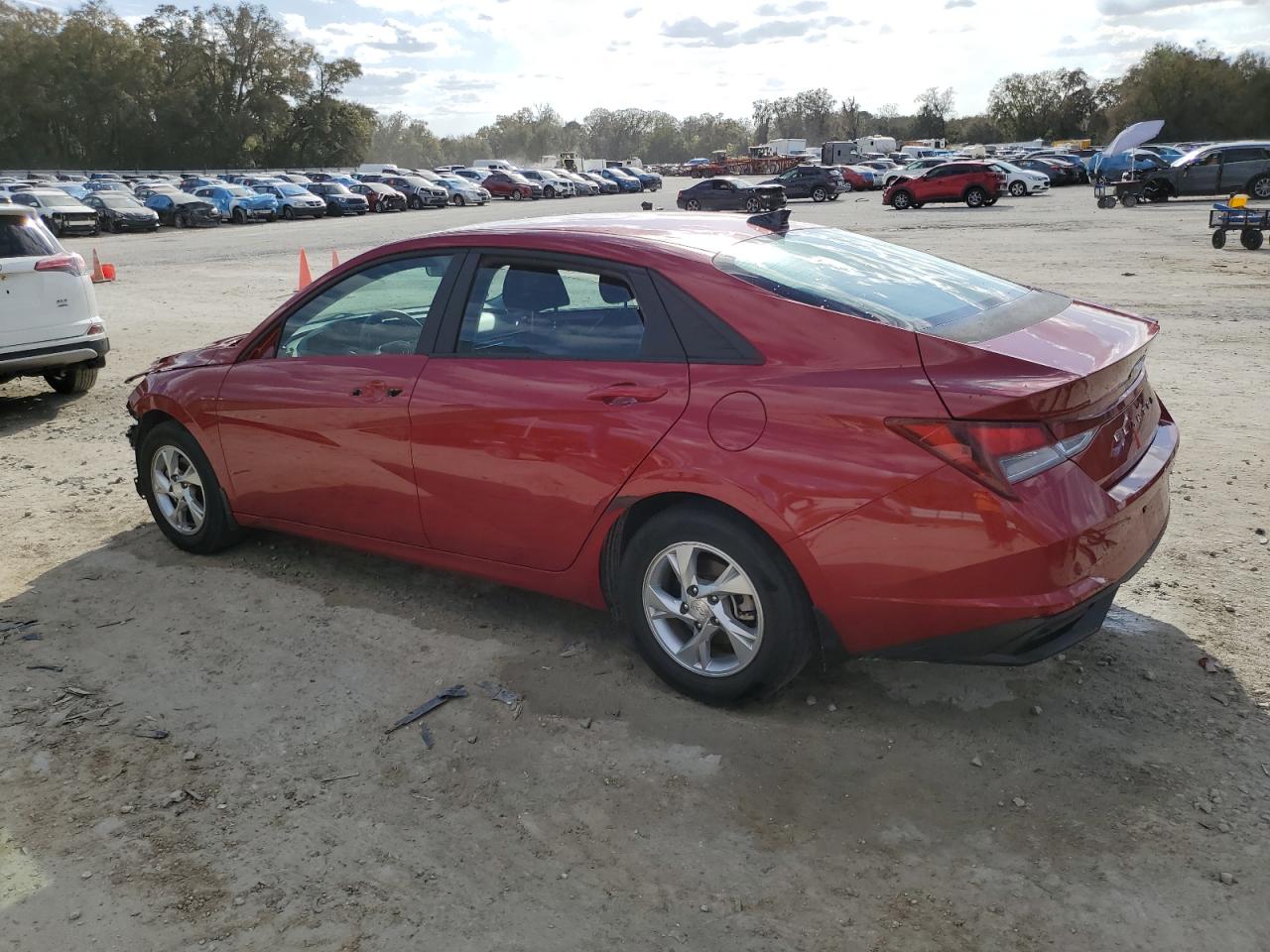 2022 Hyundai Elantra - Image 2