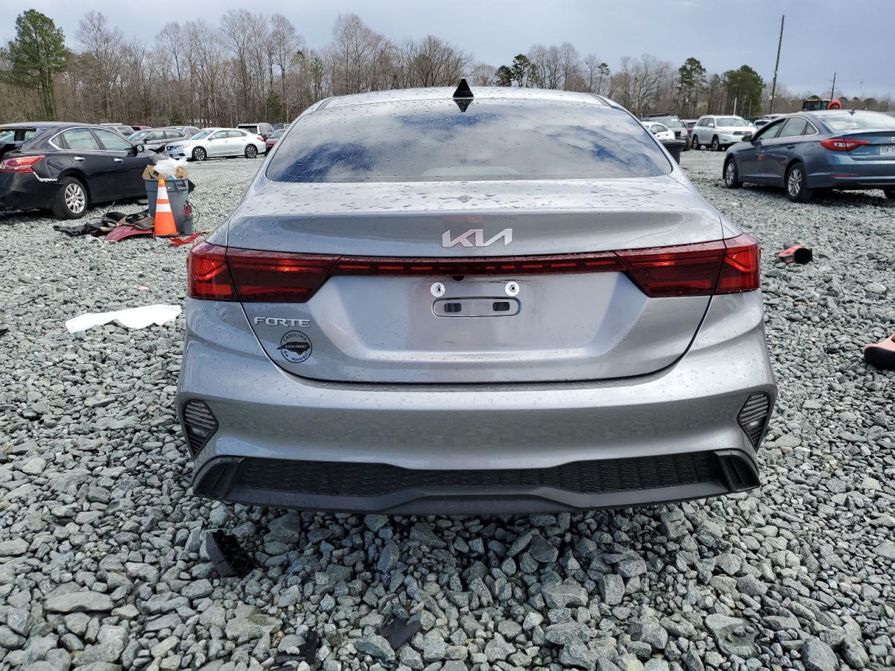 2024 Kia Forte - Image 6