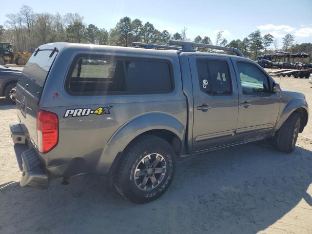  NISSAN FRONTIER 2017 Szary