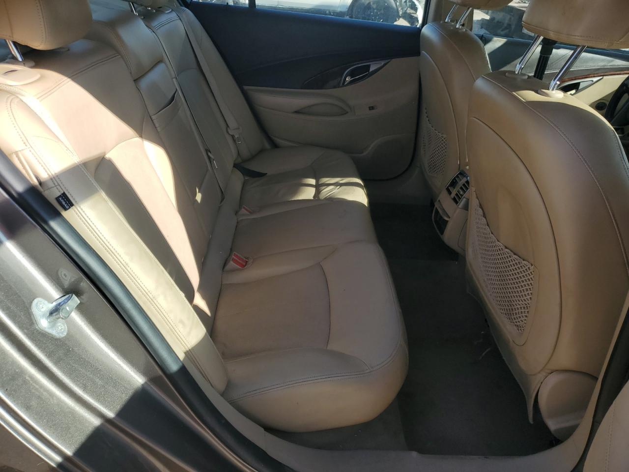 2011 Buick LaCrosse - Image 11