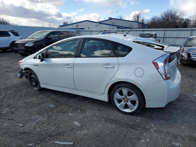  TOYOTA PRIUS 2015 Белый