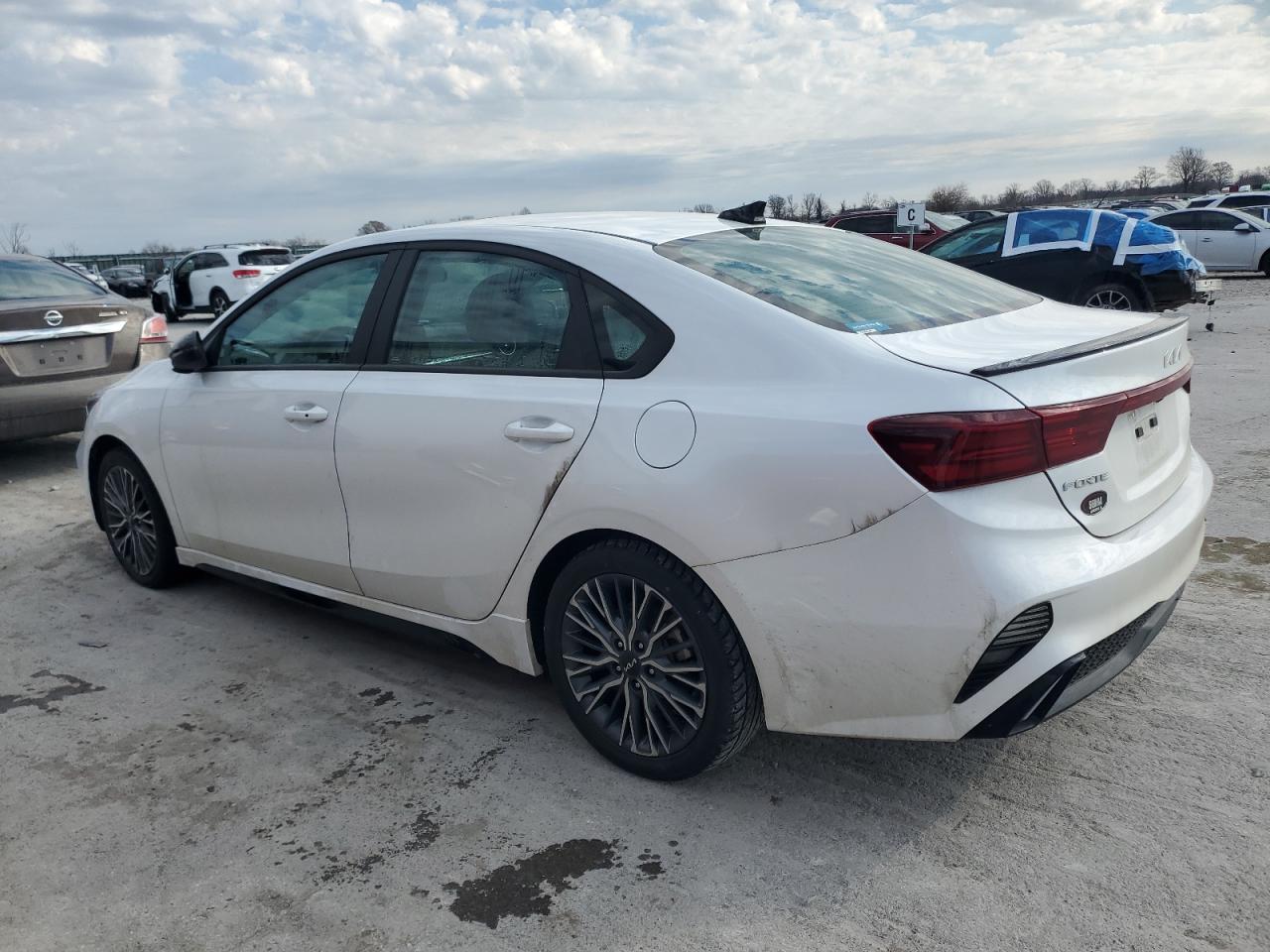 2023 Kia Forte - Image 2