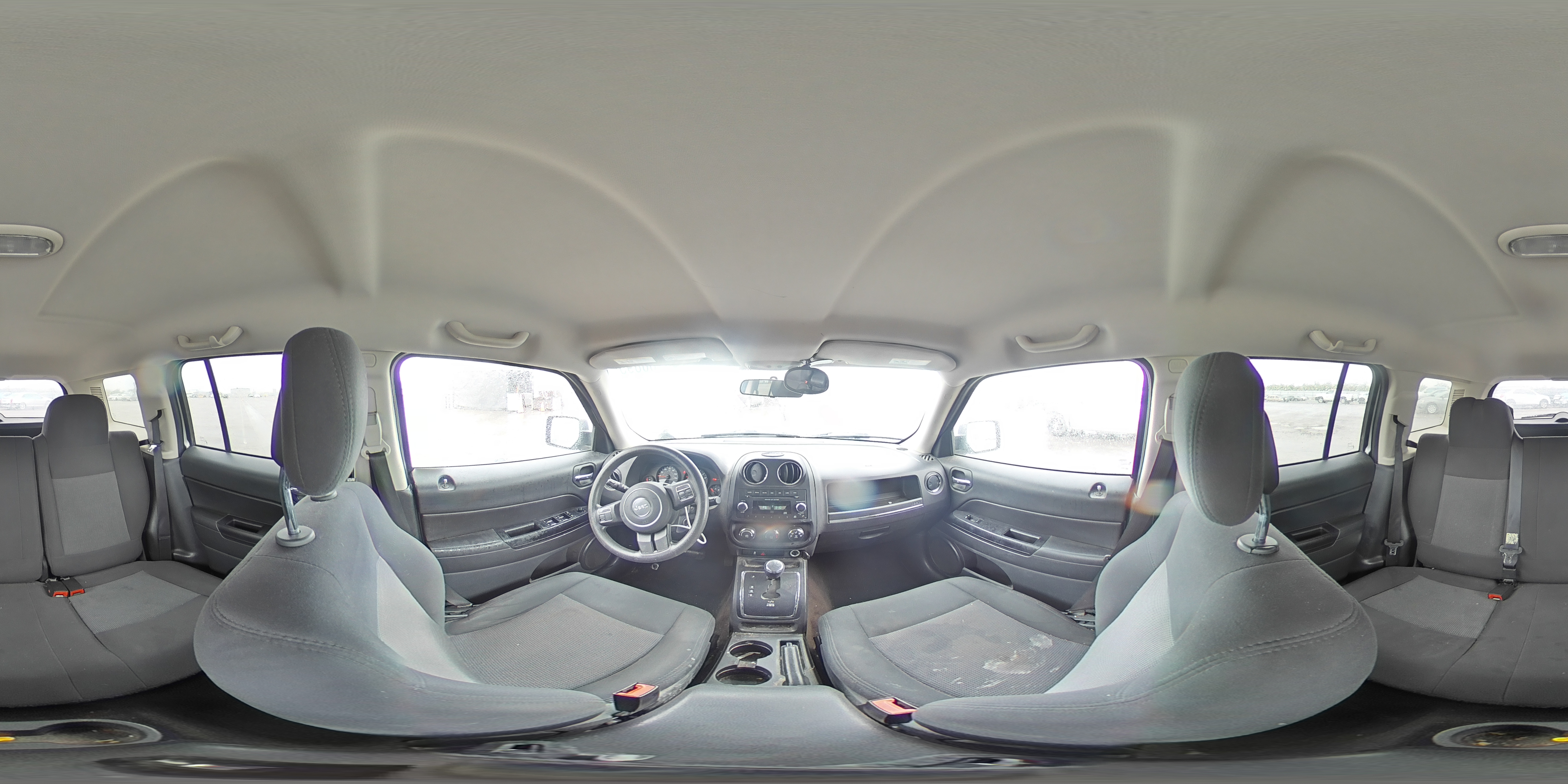 2013 Jeep Liberty (Patriot) - Image 14