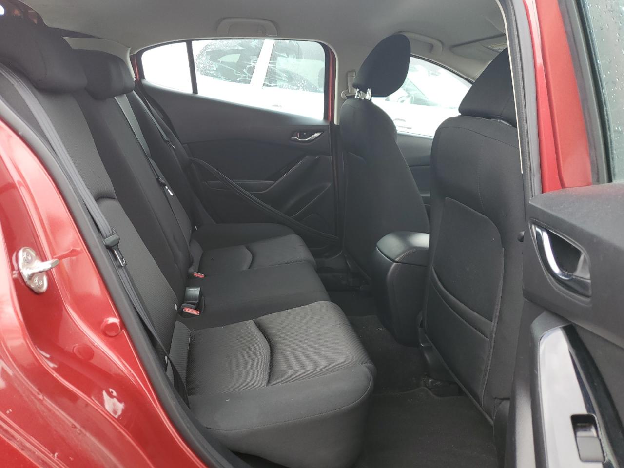 2018 Mazda 3 - Image 10