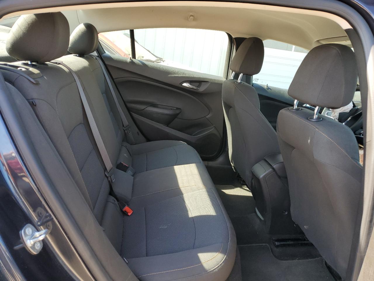 2016 Chevrolet Cruze - Image 10