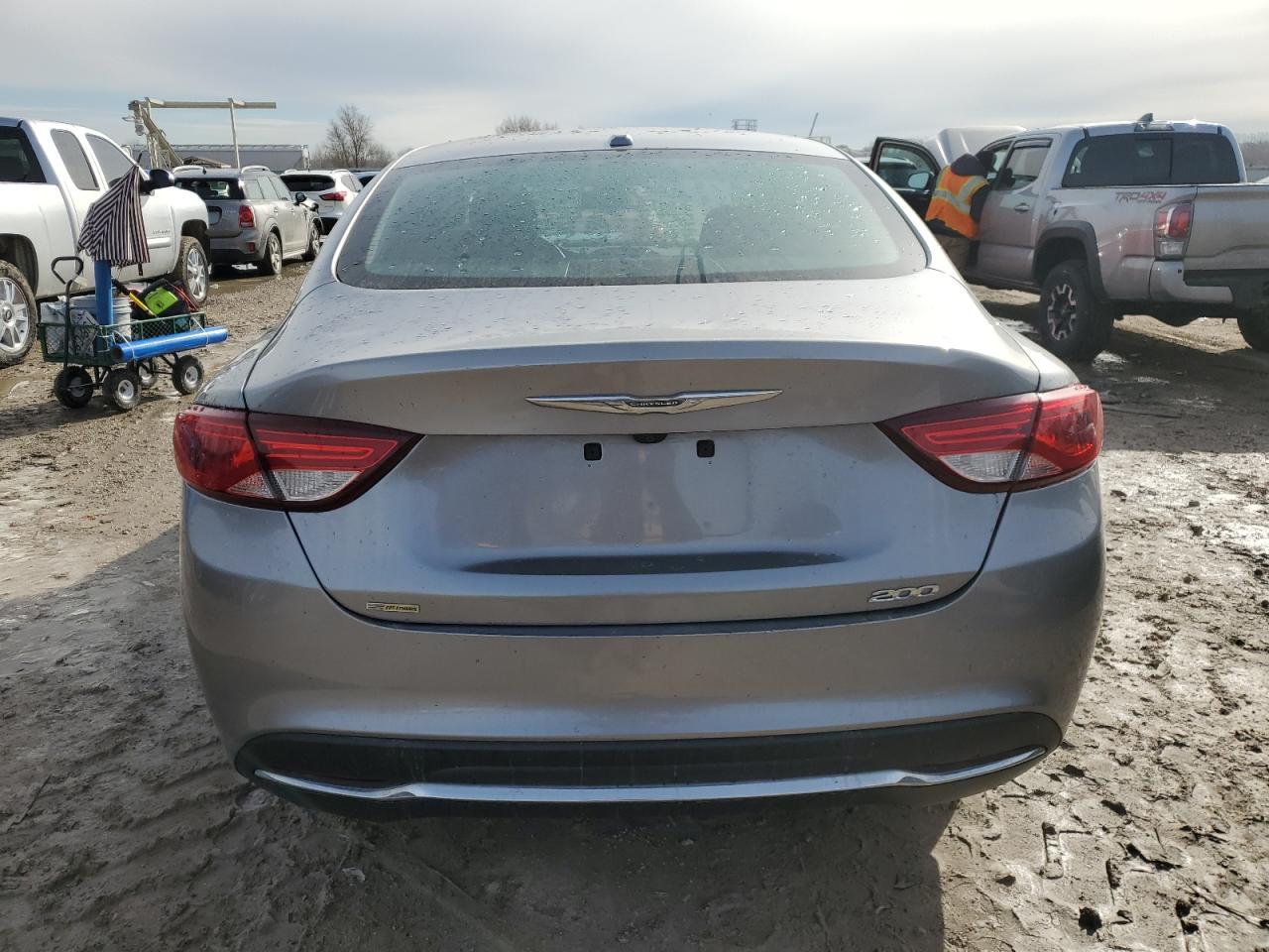 2015 Chrysler 200 - Image 6