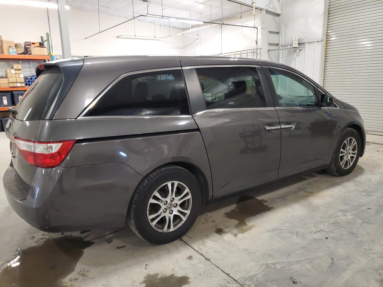 2012 Honda Odyssey - Image 3