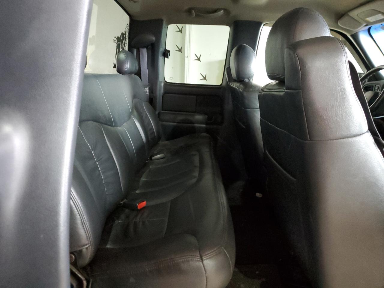 1999 Chevrolet Silverado - Image 10