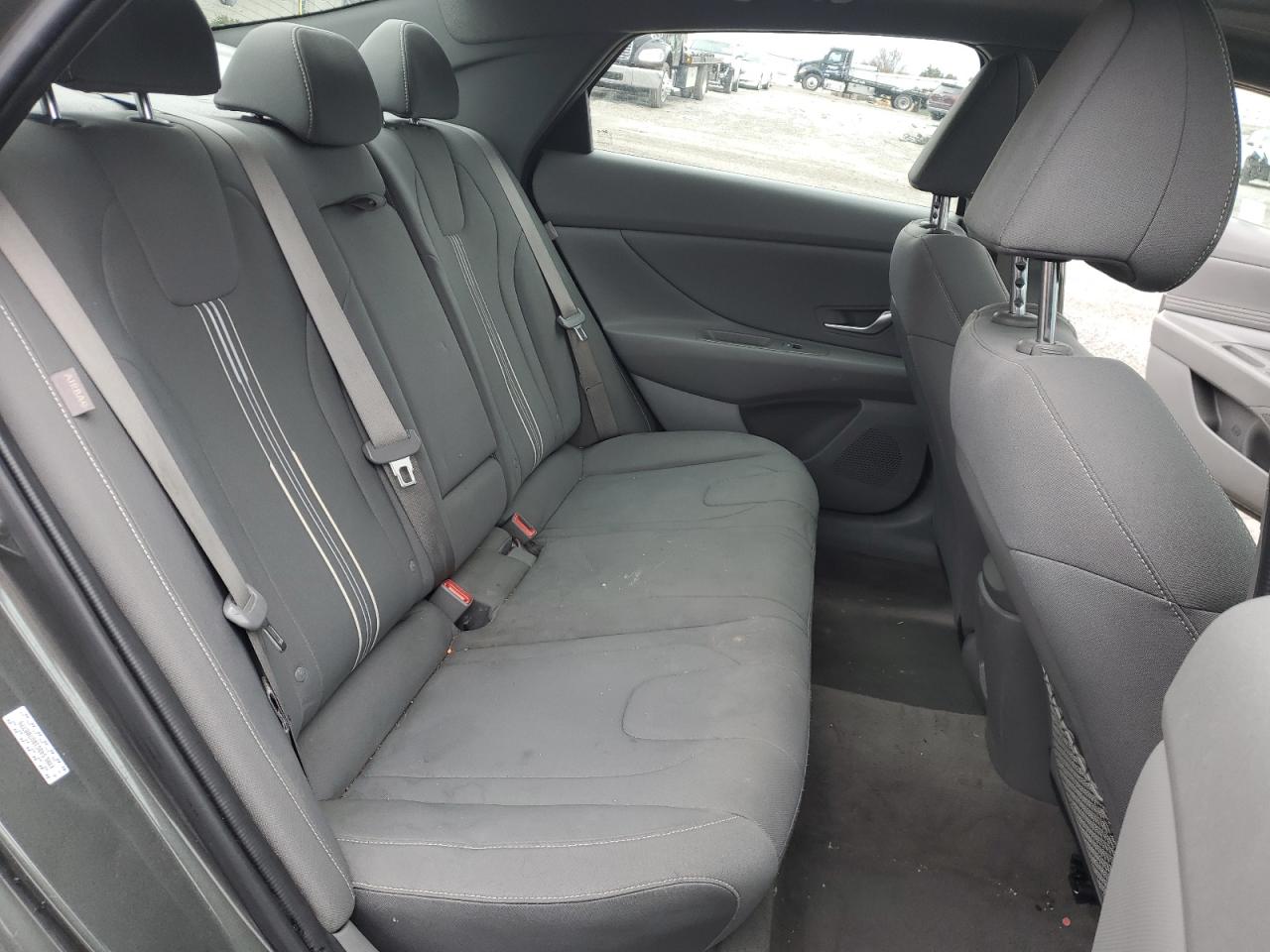 2024 Hyundai Elantra - Image 11