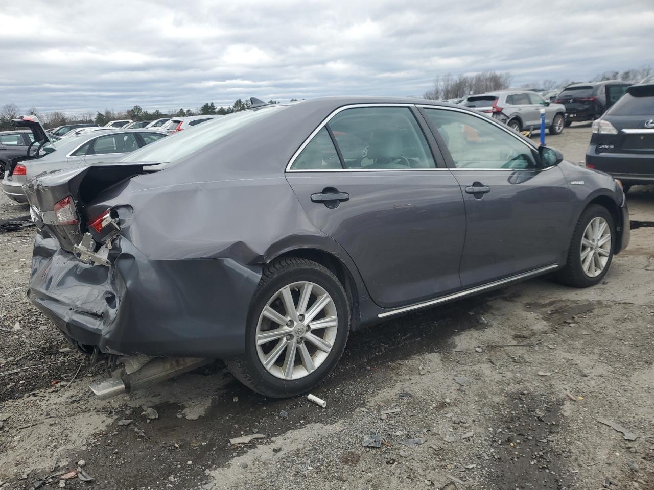 2014 Toyota Camry - Image 3