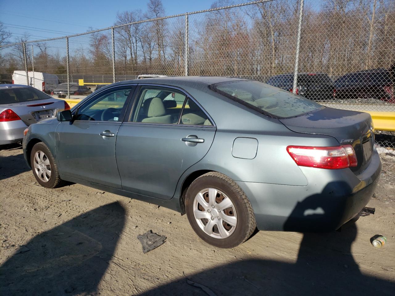 2009 Toyota Camry - Image 2