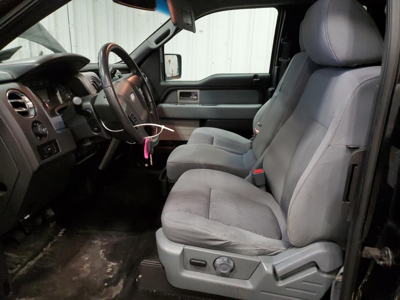 2011 Ford F-150 - Image 7