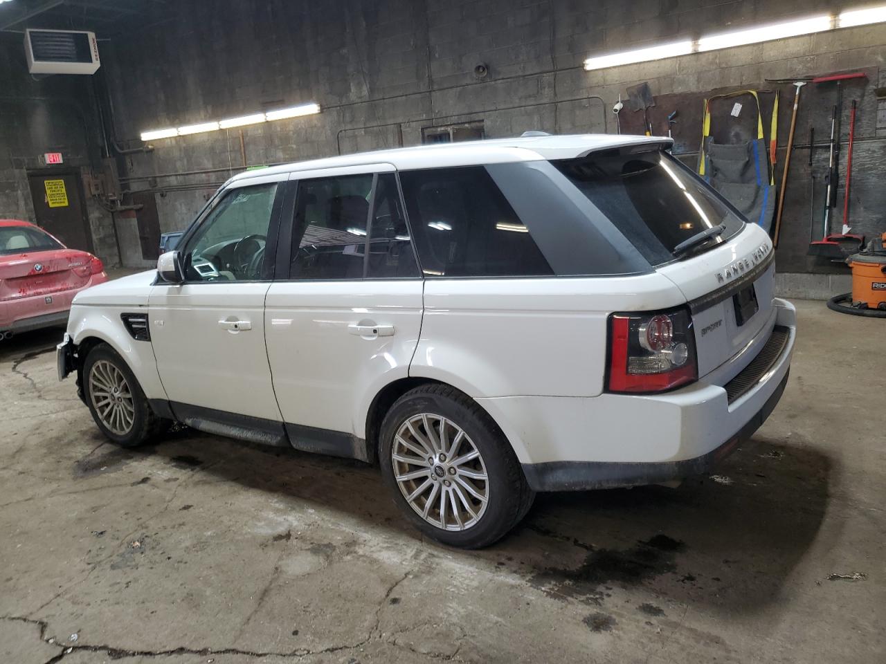 2013 Land Rover Range Rover - Image 2