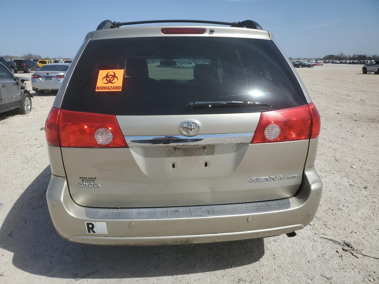 2008 Toyota Sienna - Image 6