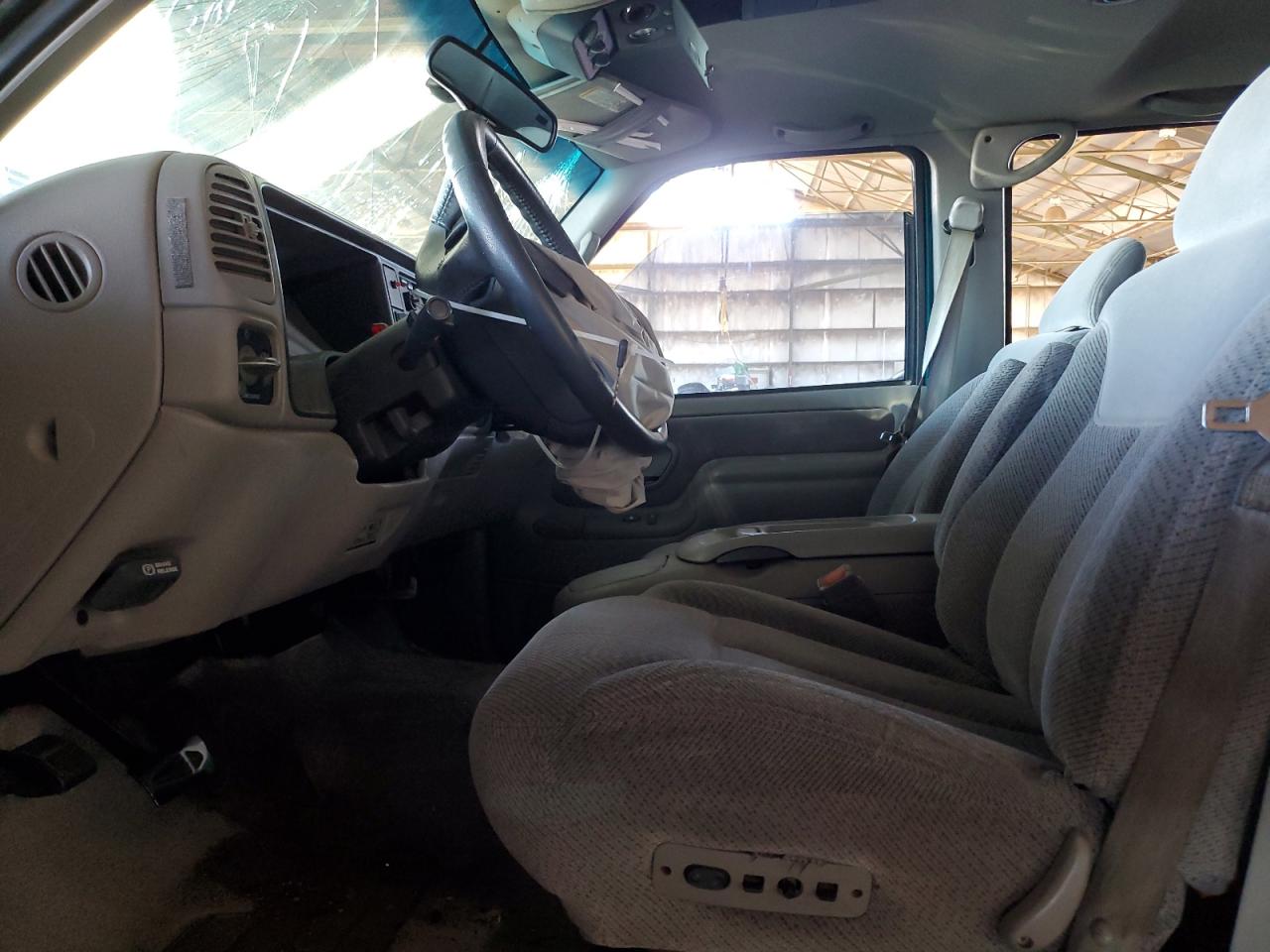 1997 Chevrolet Suburban - Image 7