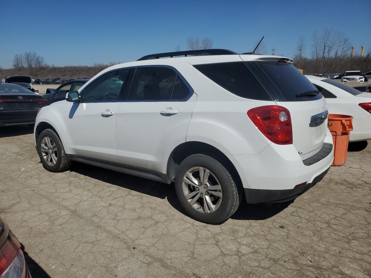 2015 Chevrolet Equinox - Image 2