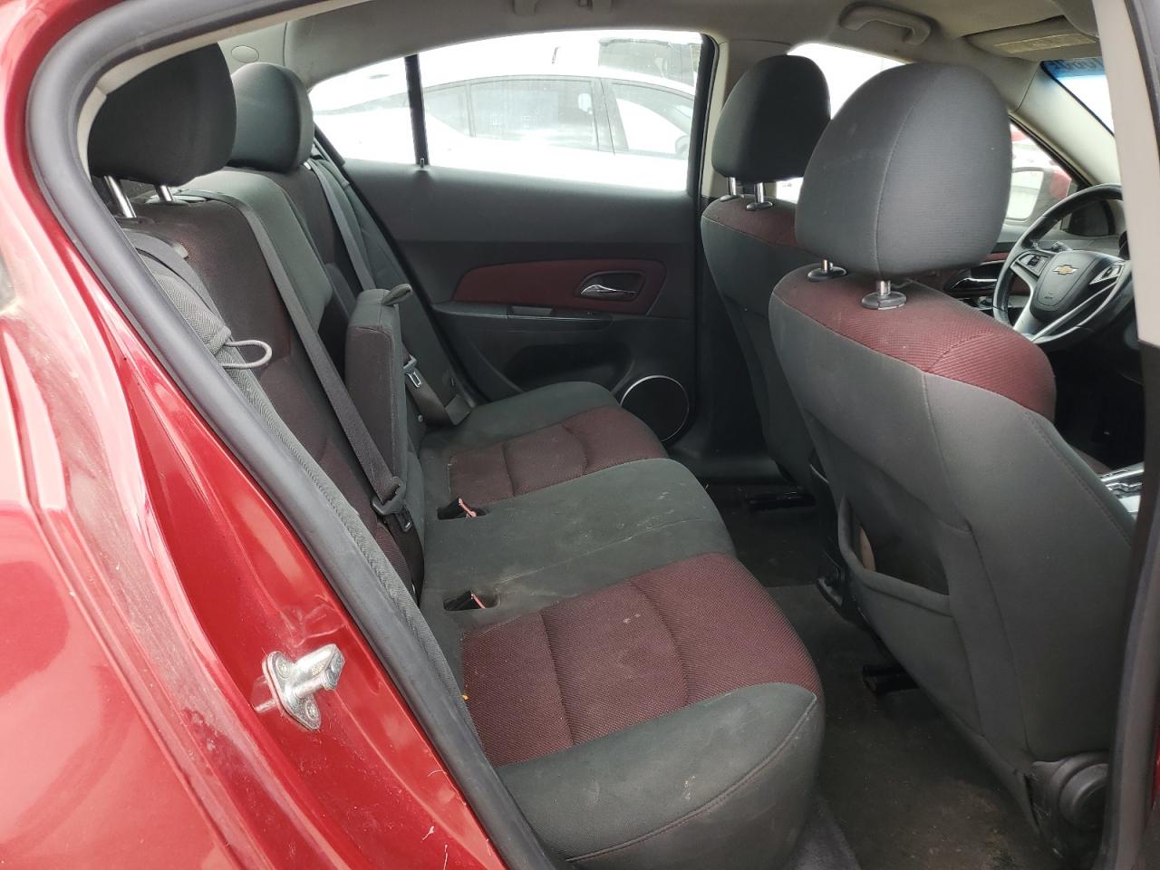 2012 Chevrolet Cruze - Image 10