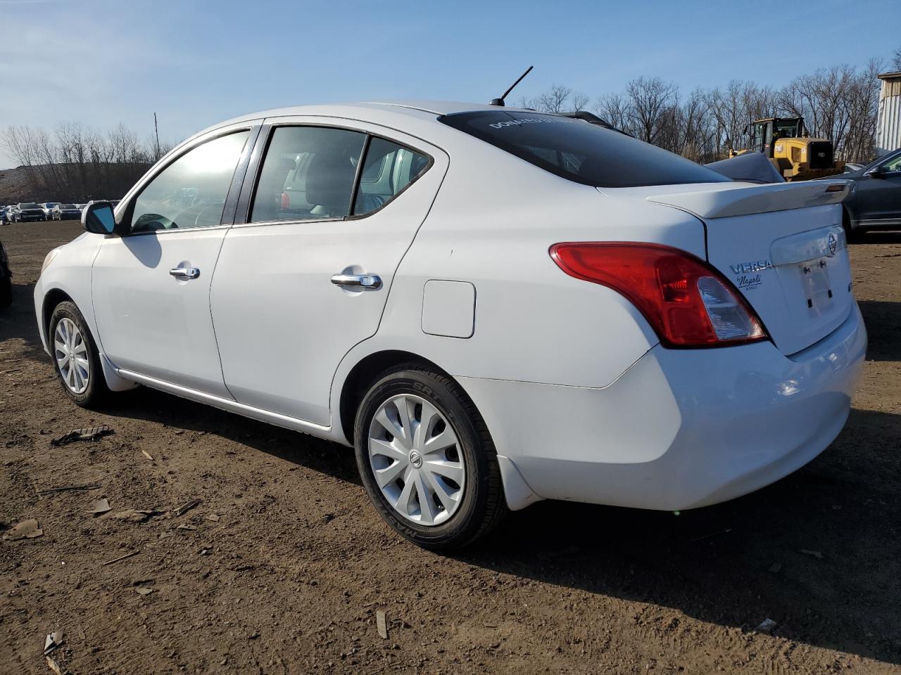 2014 Nissan Versa - Image 2