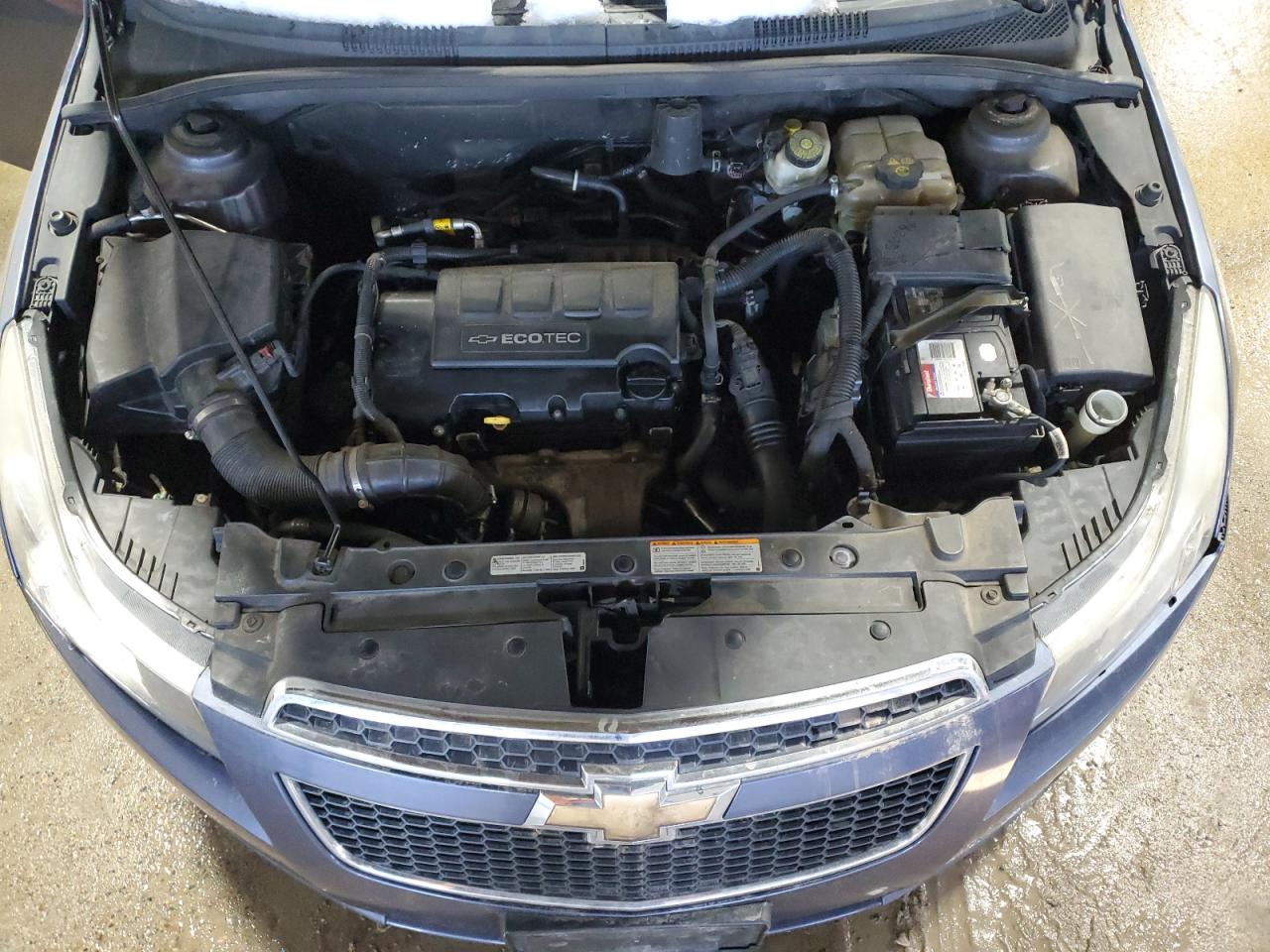 2013 Chevrolet Cruze - Image 12