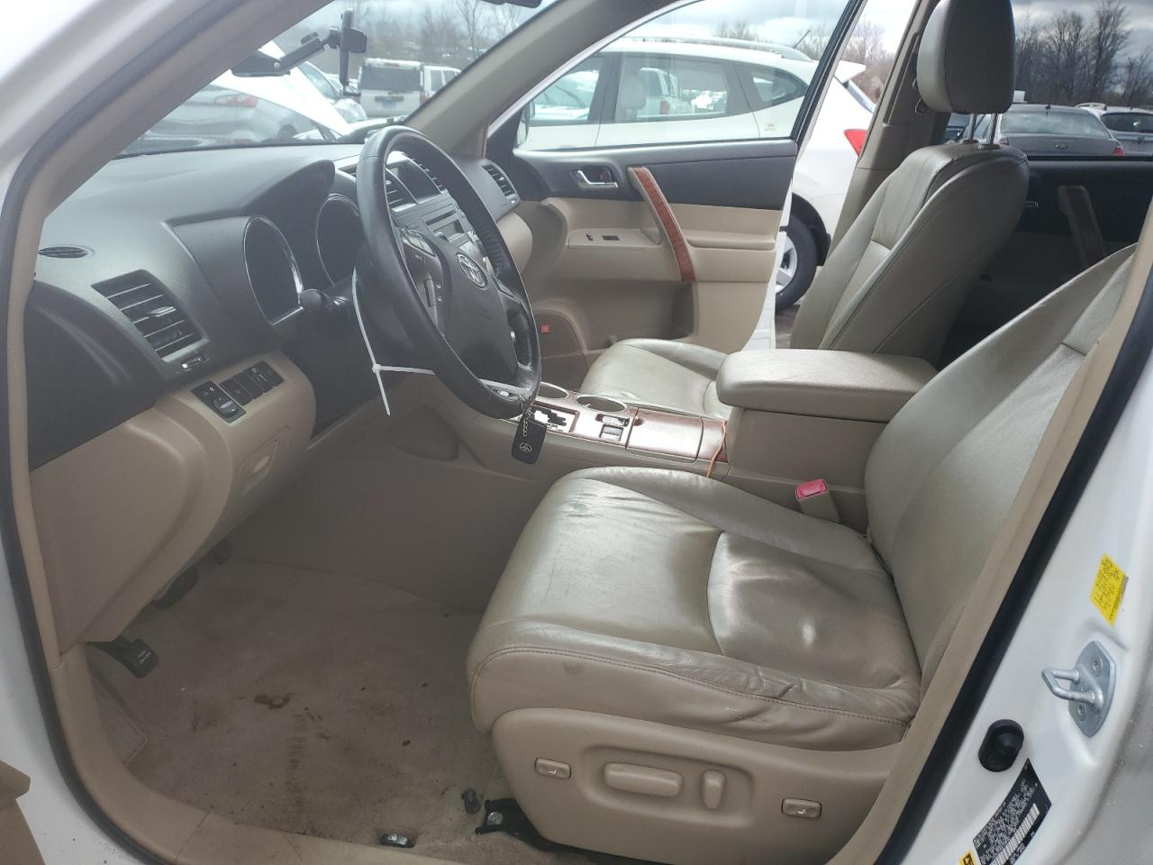 2010 Toyota Highlander - Image 7