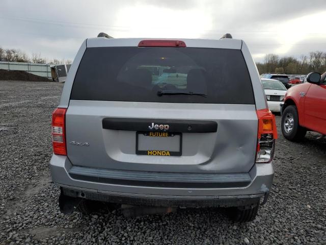  JEEP PATRIOT 2015 Серебристый