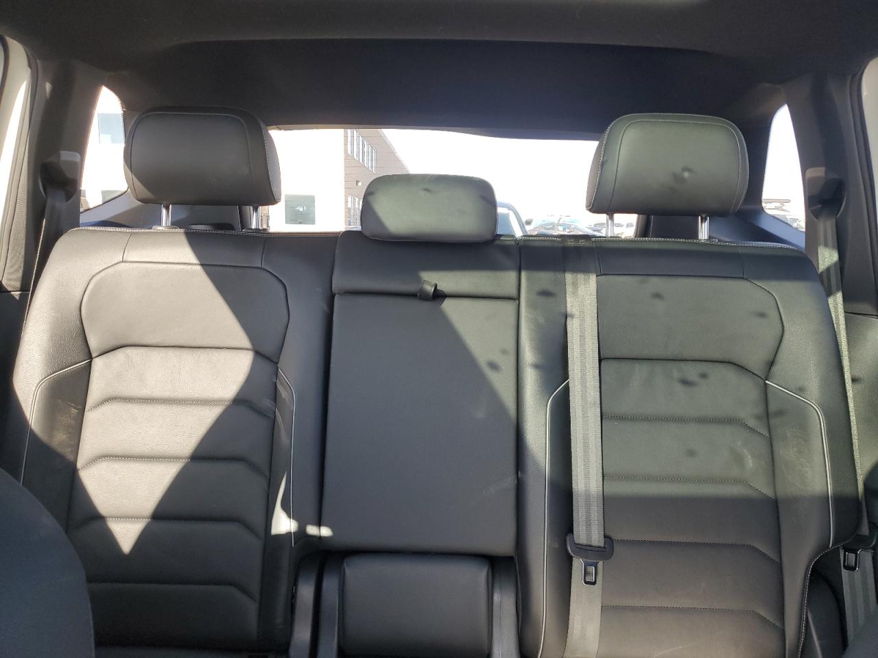 2021 Volkswagen Tiguan - Image 10