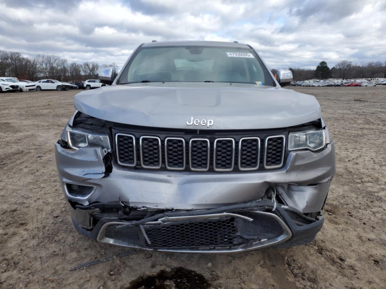 2018 Jeep Grand Cherokee - Image 5