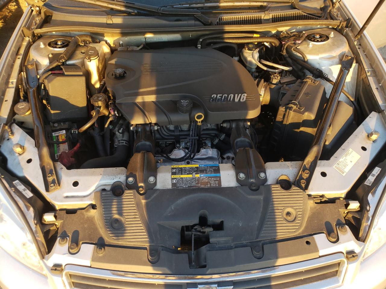2009 Chevrolet Impala - Image 11