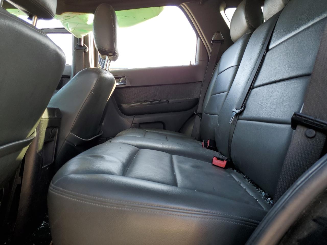 2011 Ford Escape - Image 12