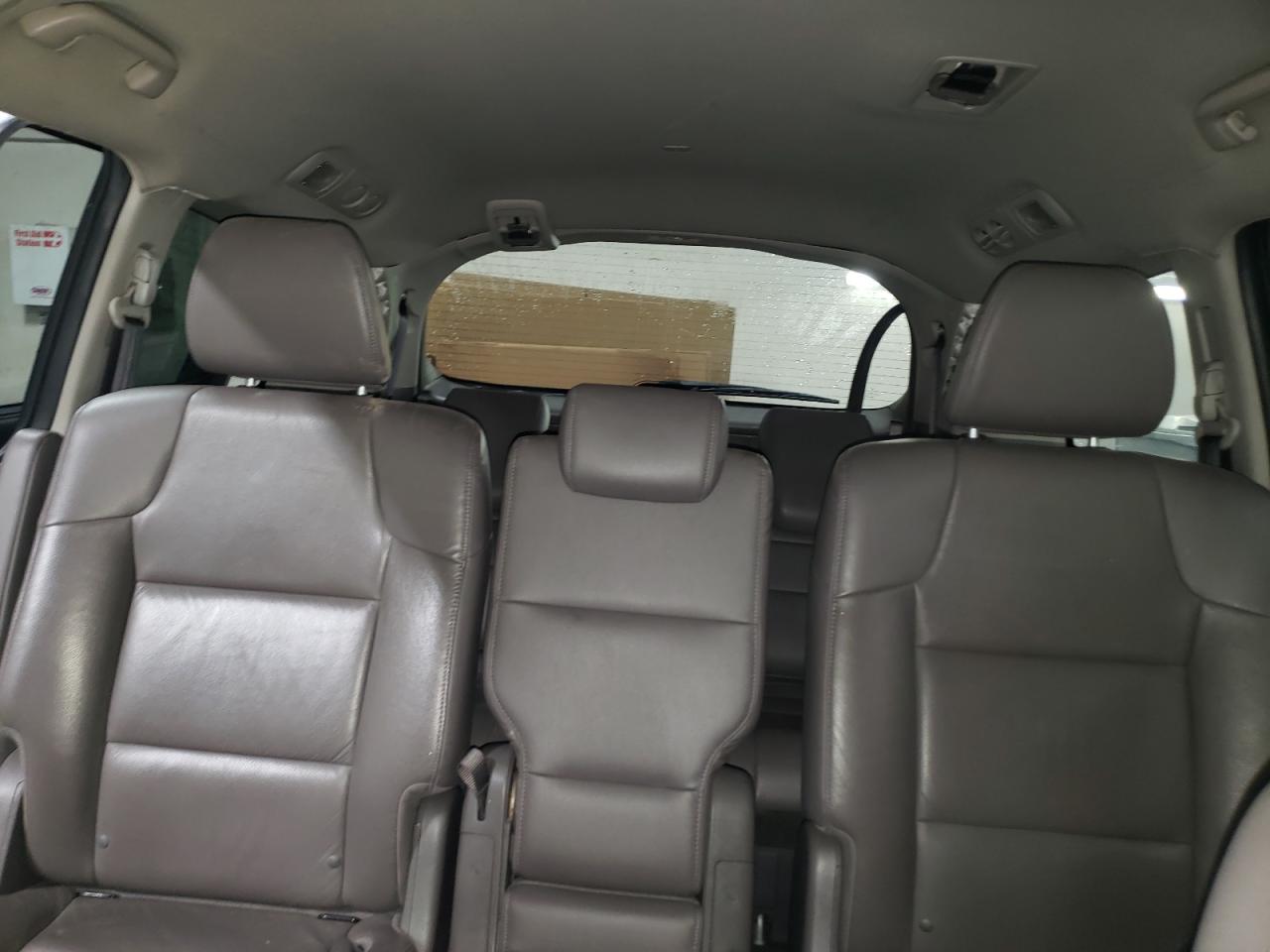 2014 Honda Odyssey - Image 10