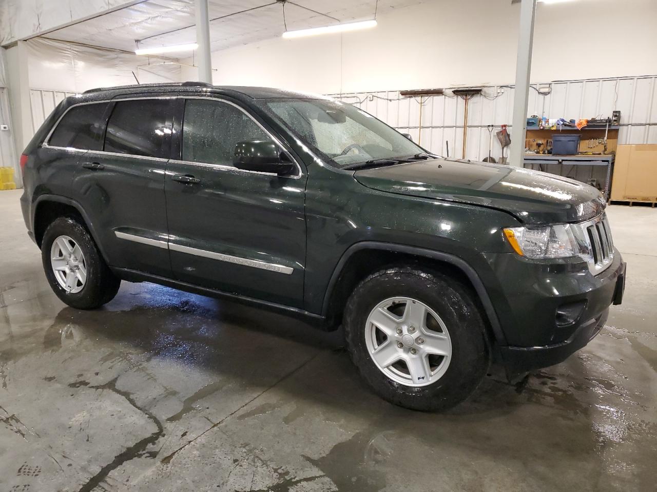 2011 Jeep Grand Cherokee - Image 4