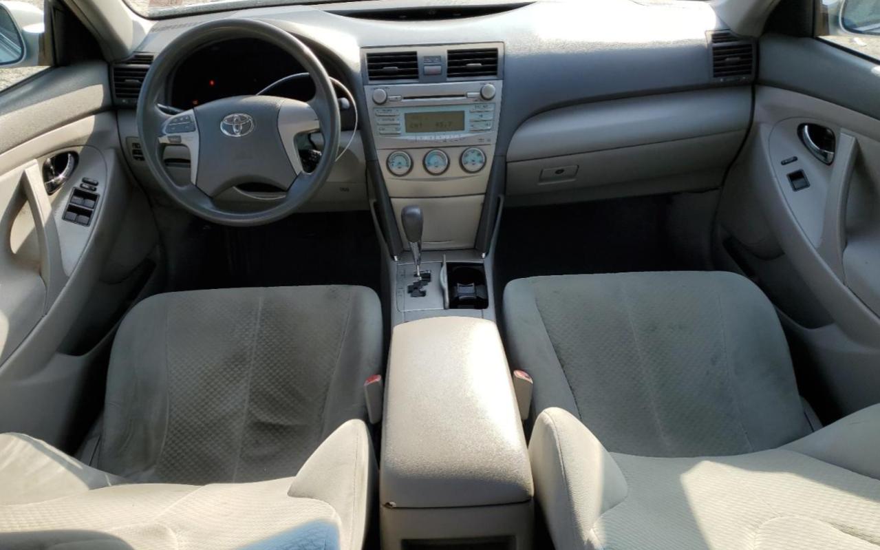 2009 Toyota Camry - Image 8
