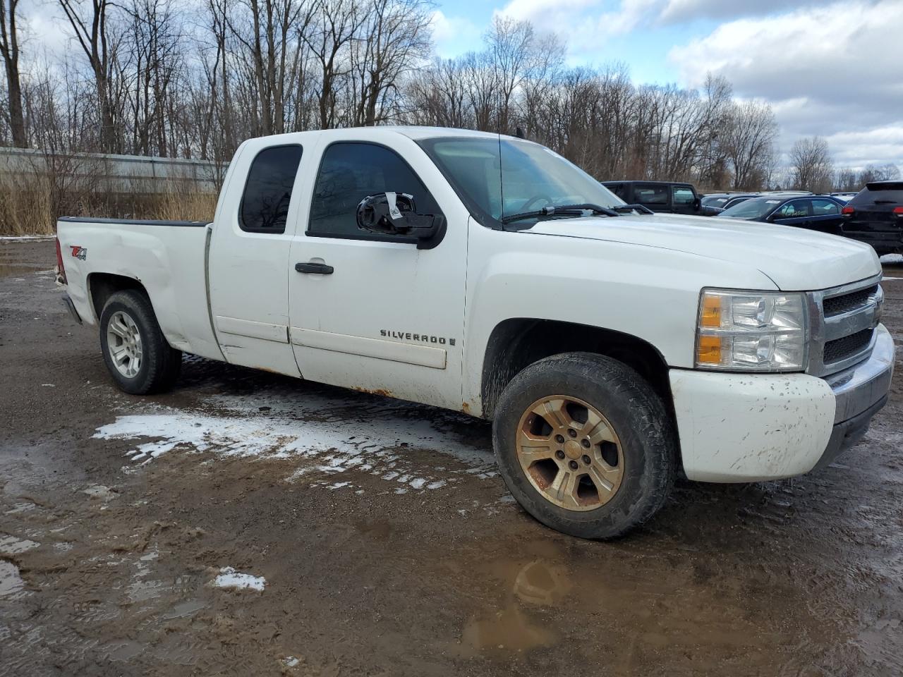 2008 Chevrolet Silverado - Image 4